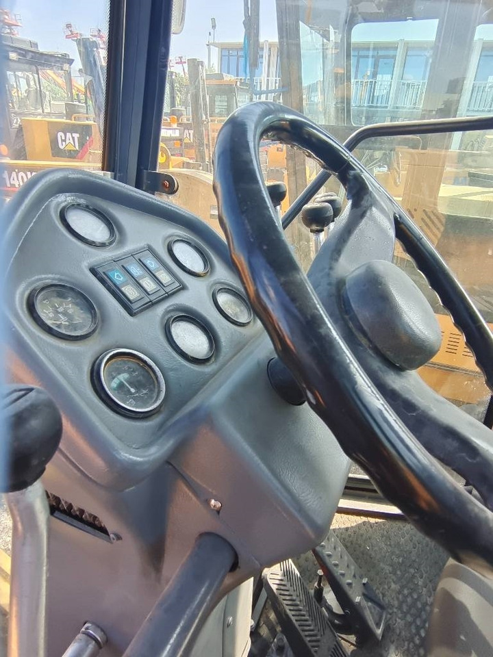 XCMG GR 180 - Vikšrinis ekskavatorius: foto 4 XCMG GR 180 - Vikšrinis ekskavatorius: foto 4