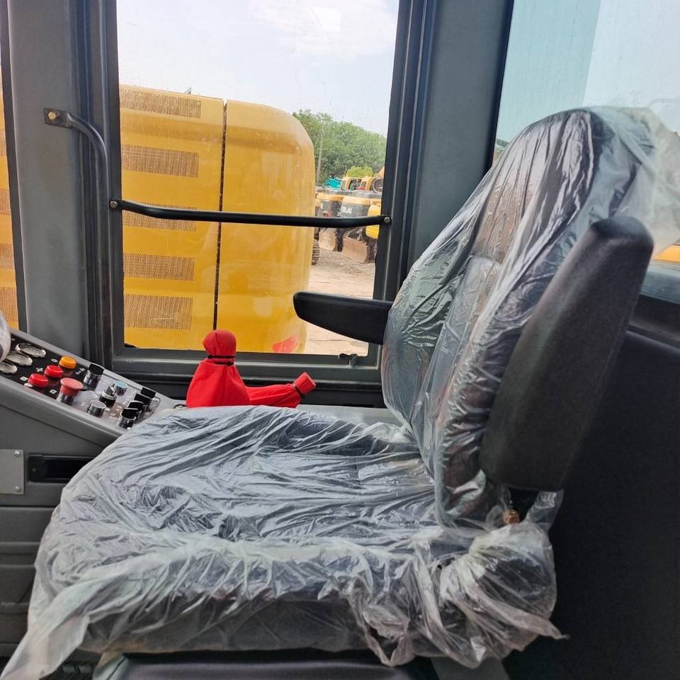 Kompaktorius XCMG XS 143J: foto 10