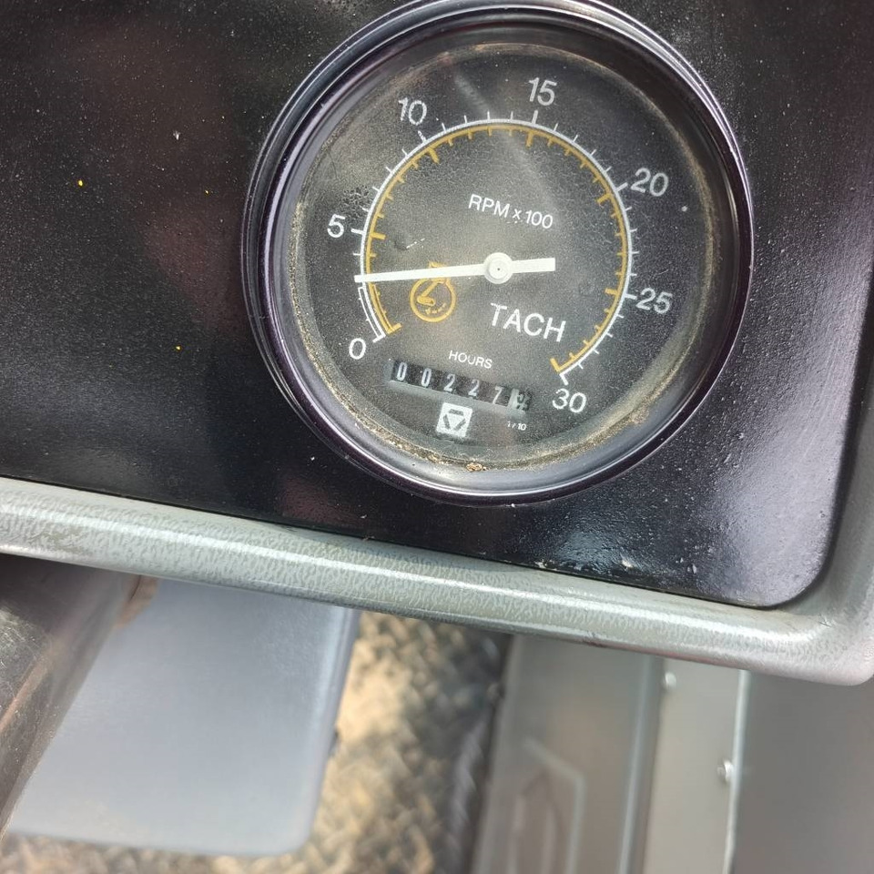 Kompaktorius XCMG XS 143J: foto 17