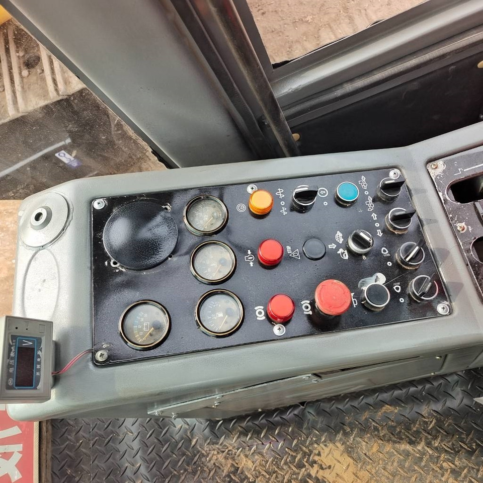 Kompaktorius XCMG XS 143J: foto 12