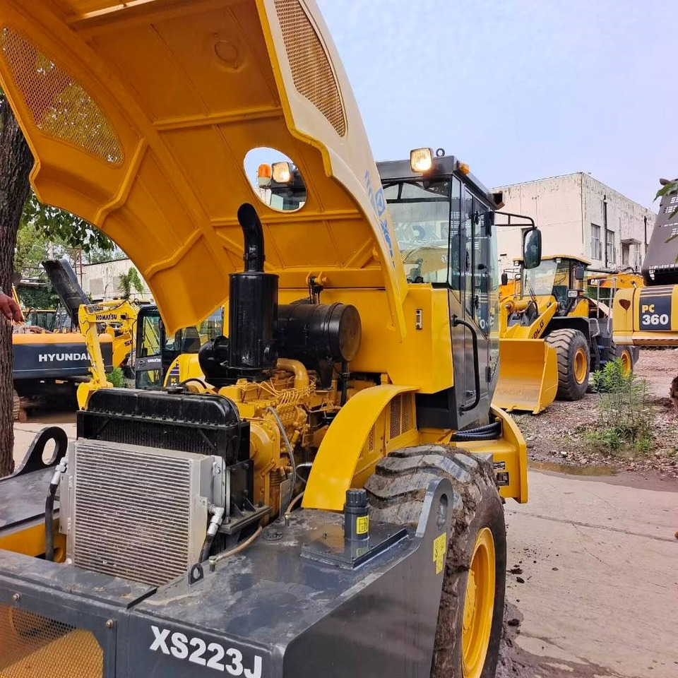 Kompaktorius XCMG XS 223 J: foto 9 Kompaktorius XCMG XS 223 J: foto 9