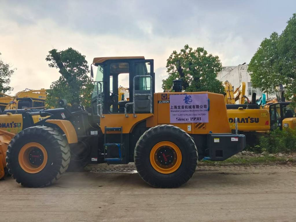 XCMG ZL 50 GN - Ratinis krautuvas: foto 1 XCMG ZL 50 GN - Ratinis krautuvas: foto 1