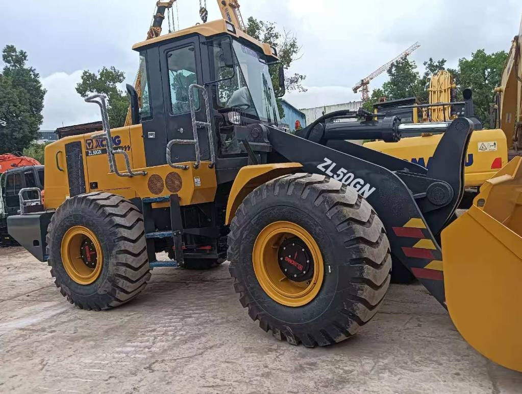 XCMG ZL 50 GN - Ratinis krautuvas: foto 1 XCMG ZL 50 GN - Ratinis krautuvas: foto 1
