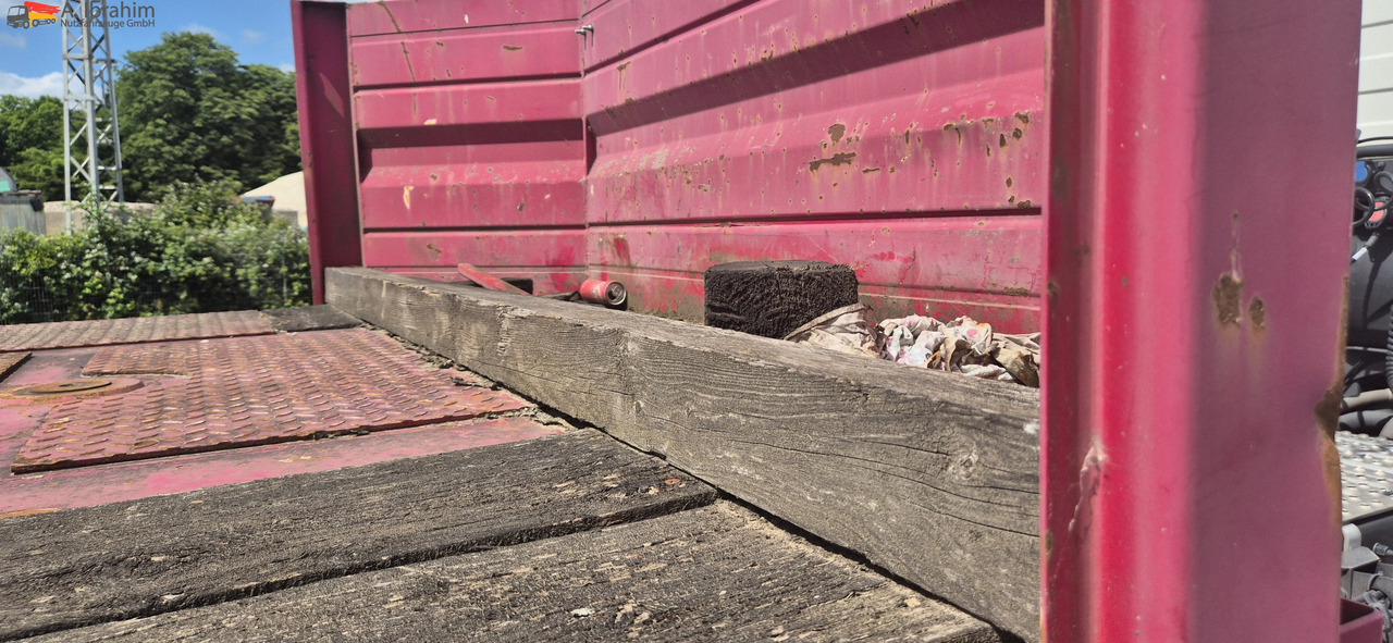 Goldhofer STZ-TBL3-33/80 Tiefbett mit Rampen Lenkung mit FB - Žemo profilio platforma puspriekabė: foto 4 Goldhofer STZ-TBL3-33/80 Tiefbett mit Rampen Lenkung mit FB - Žemo profilio platforma puspriekabė: foto 4