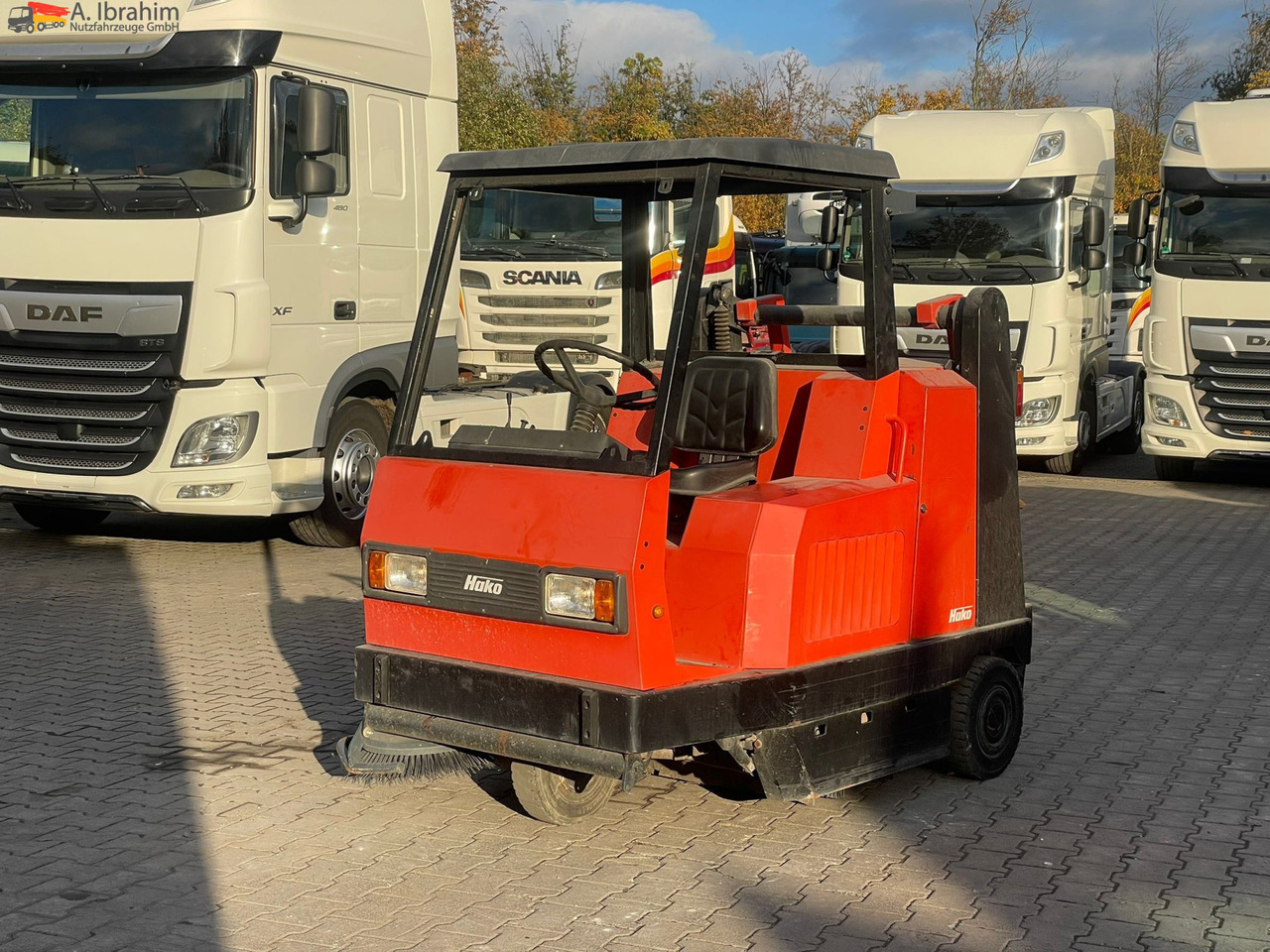 Hako Jonas 1450 V | 13 KW | 541 Betriebsstunden - Gatvių šlavimo mašina: foto 1 Hako Jonas 1450 V | 13 KW | 541 Betriebsstunden - Gatvių šlavimo mašina: foto 1