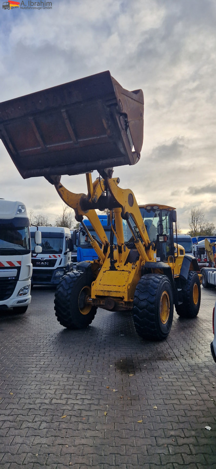 JCB 436Z Hochkippschaufel Wandler neu, Ölpumpe neu - Ratinis krautuvas: foto 1 JCB 436Z Hochkippschaufel Wandler neu, Ölpumpe neu - Ratinis krautuvas: foto 1