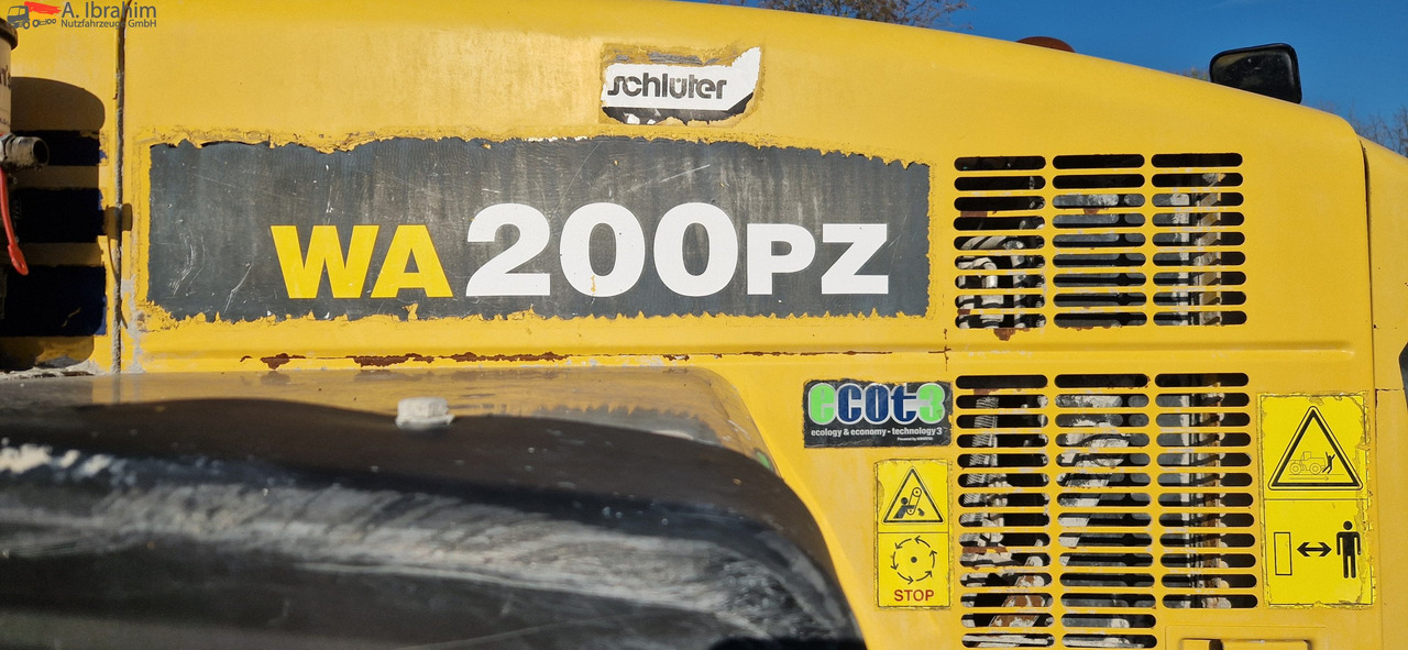 Komatsu WA 200 technisch ok. technische Wartung beim Komatsu Service - Ratinis krautuvas: foto 5 Komatsu WA 200 technisch ok. technische Wartung beim Komatsu Service - Ratinis krautuvas: foto 5