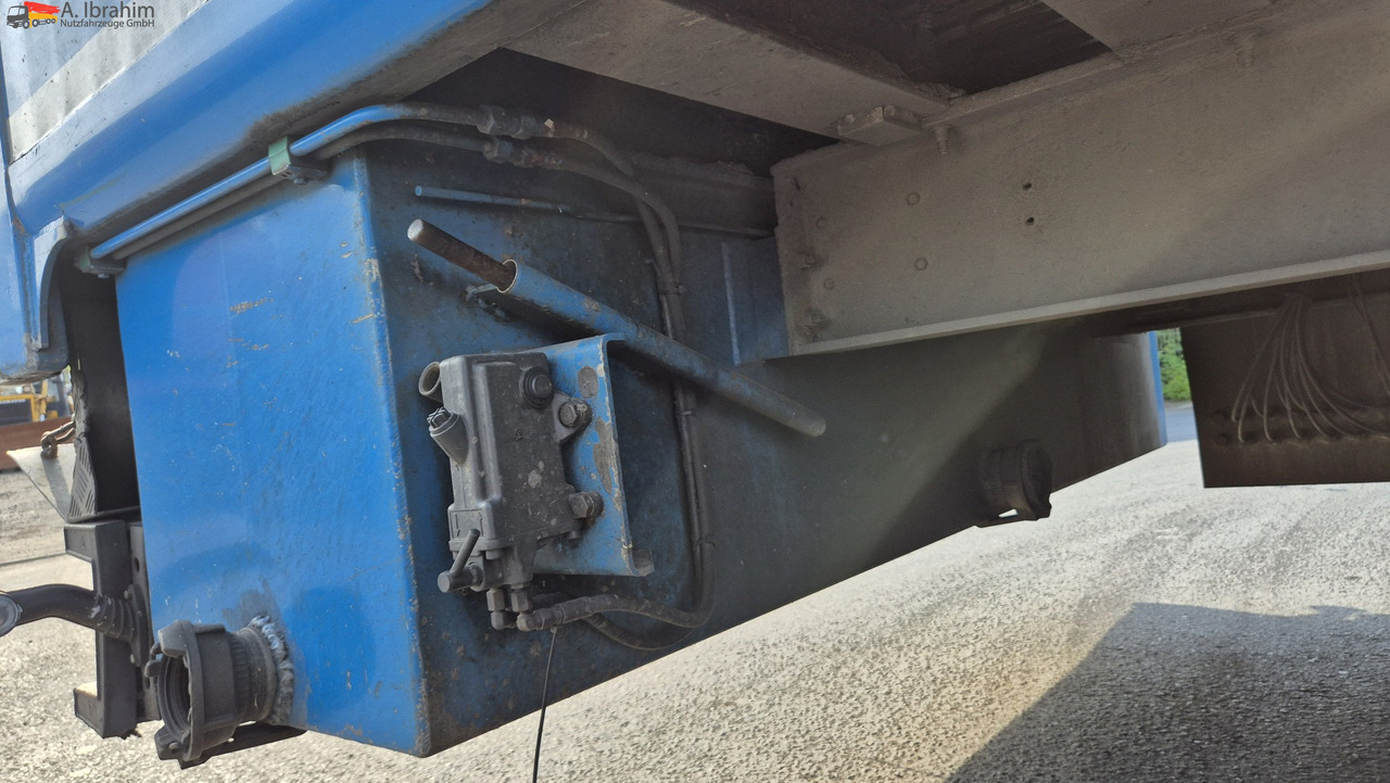 Kraker CF-200 Cargo-Floor Boden, Liftachse, SAF Achsen - Su slankiojanciomis grindimis puspriekabė: foto 3 Kraker CF-200 Cargo-Floor Boden, Liftachse, SAF Achsen - Su slankiojanciomis grindimis puspriekabė: foto 3