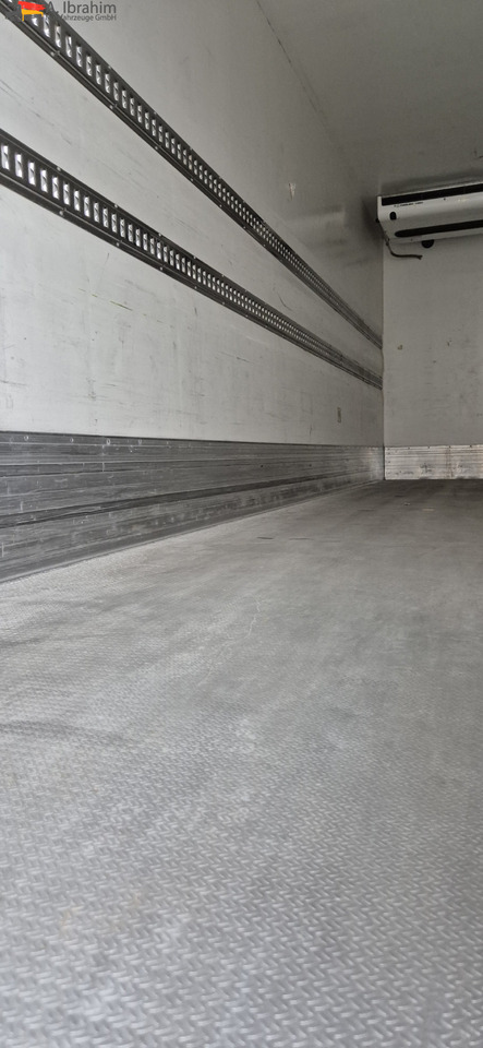 Mercedes-Benz 1830L Thermoking UT1200 - Refrižeratorius sunkvežimis: foto 3 Mercedes-Benz 1830L Thermoking UT1200 - Refrižeratorius sunkvežimis: foto 3