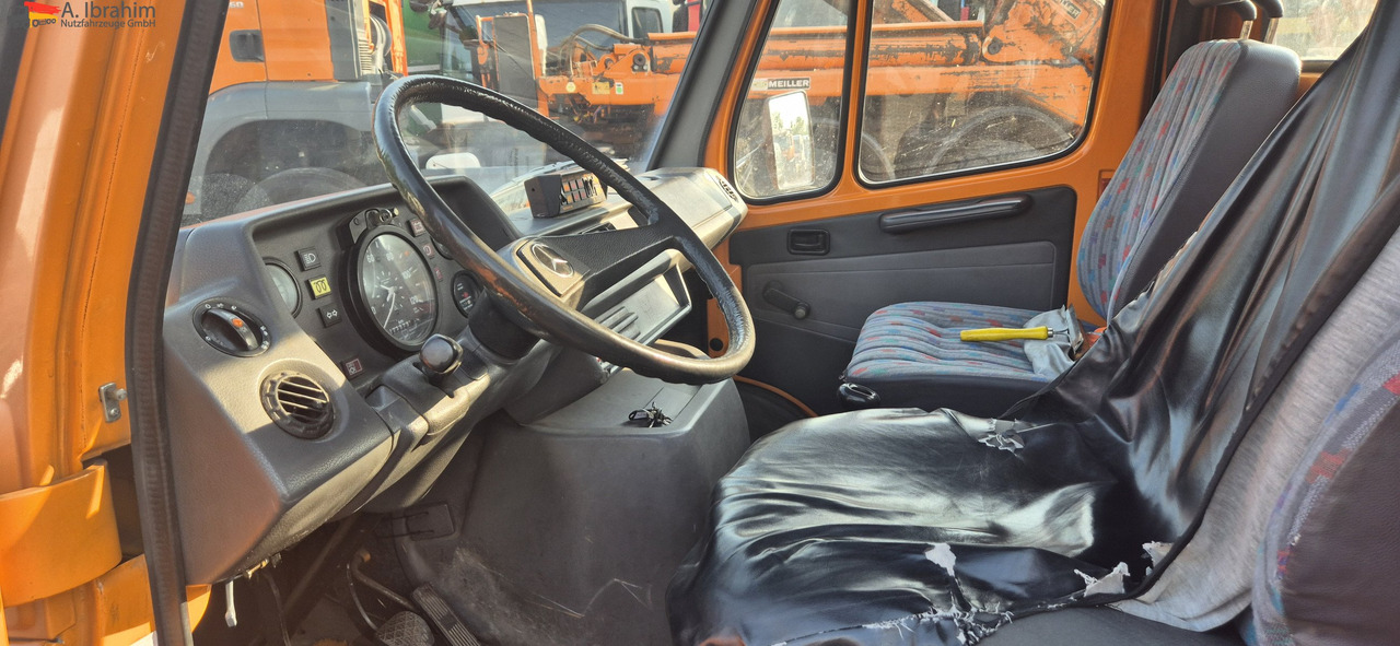 Mercedes-Benz 410D Ruthmann KL 90 Topzustand UVV gültig - Autobokštelio: foto 3 Mercedes-Benz 410D Ruthmann KL 90 Topzustand UVV gültig - Autobokštelio: foto 3