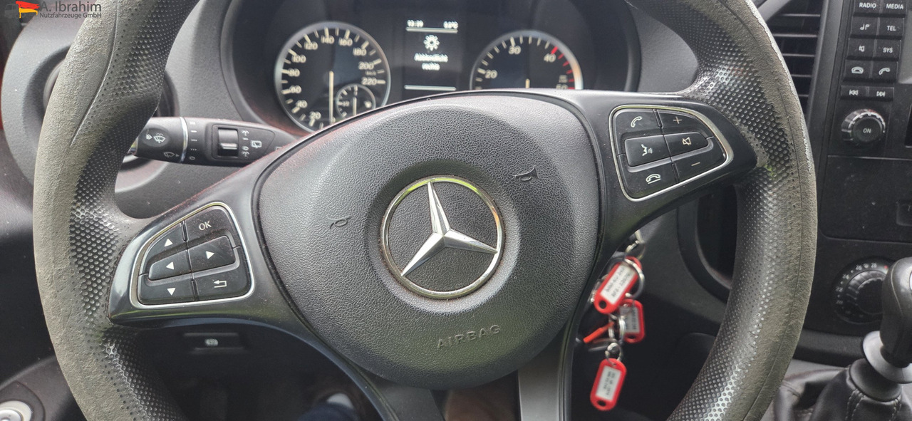 Mercedes-Benz Vito Tourer BF 3-GST Zeichen Anlage 3050 kg zzGw - Autoparduotuvė: foto 5 Mercedes-Benz Vito Tourer BF 3-GST Zeichen Anlage 3050 kg zzGw - Autoparduotuvė: foto 5