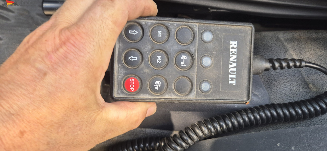 Renault Midlum 180 DCI Werkstattkoffer mit Treppe - Furgonas su krovinių dėže: foto 2 Renault Midlum 180 DCI Werkstattkoffer mit Treppe - Furgonas su krovinių dėže: foto 2