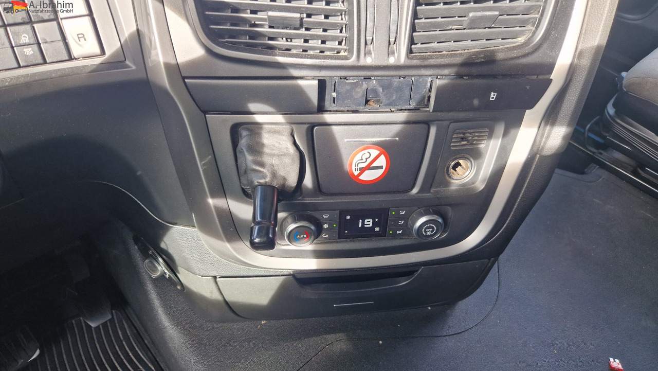 Iveco Stralis 460 Vollspoiler 3x vorhanden - Vilkikas: foto 4 Iveco Stralis 460 Vollspoiler 3x vorhanden - Vilkikas: foto 4