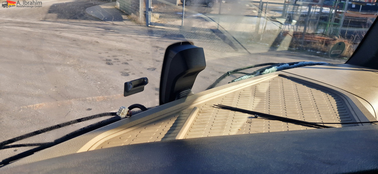 Mercedes-Benz 1842 sehr sauber, deutsches Fahrzeug einsatzbereit - Vilkikas: foto 3 Mercedes-Benz 1842 sehr sauber, deutsches Fahrzeug einsatzbereit - Vilkikas: foto 3