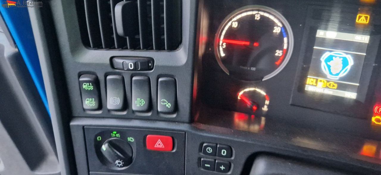 Scania R 480 Retarder, Klima, Zustand gut PTO für Kompressor lizingą Scania R 480 Retarder, Klima, Zustand gut PTO für Kompressor: foto 15 Scania R 480 Retarder, Klima, Zustand gut PTO für Kompressor lizingą Scania R 480 Retarder, Klima, Zustand gut PTO für Kompressor: foto 15