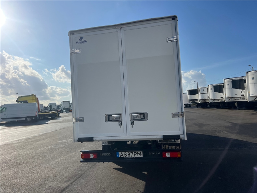 Iveco 35C16HA8 - Furgonas su krovinių dėže: foto 5 Iveco 35C16HA8 - Furgonas su krovinių dėže: foto 5