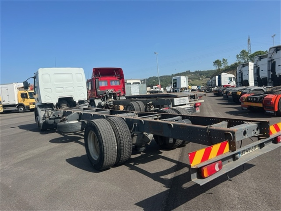 Renault HM 270.18 - Važiuoklės sunkvežimis: foto 3 Renault HM 270.18 - Važiuoklės sunkvežimis: foto 3