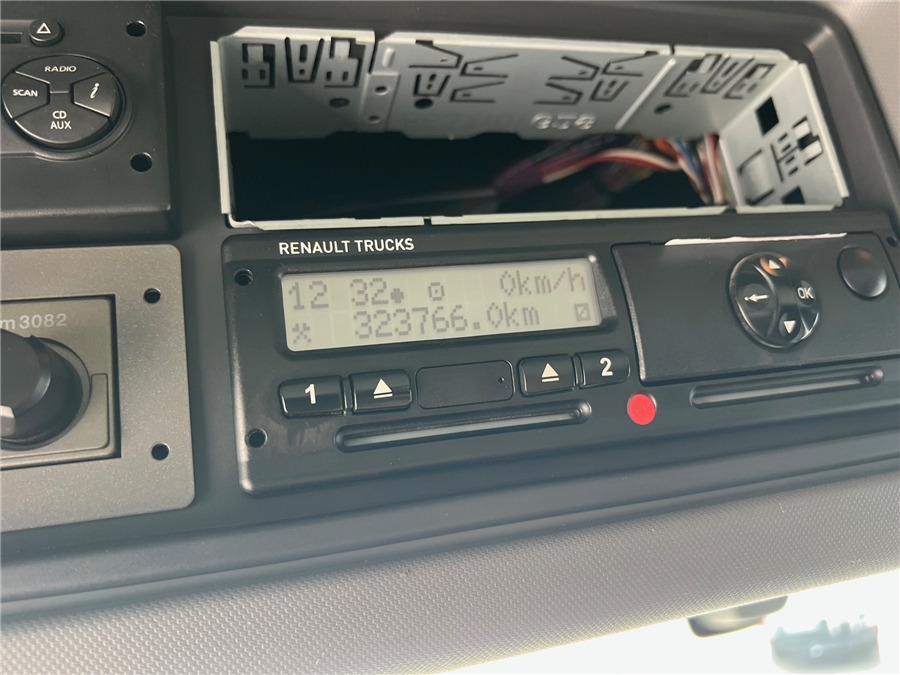 Platforminis/ Bortinis sunkvežimis Renault T430: foto 20