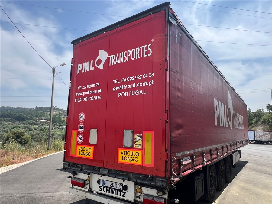 SCHMITZ CARGOBULL SCB-S3T TETO ELEVAR - Tentinė puspriekabė: foto 4 SCHMITZ CARGOBULL SCB-S3T TETO ELEVAR - Tentinė puspriekabė: foto 4