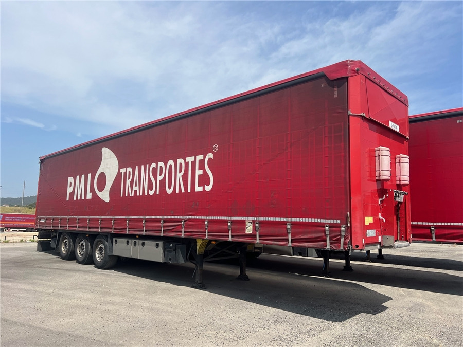 SCHMITZ CARGOBULL SCB-S3T TETO ELEVAR - Tentinė puspriekabė: foto 1 SCHMITZ CARGOBULL SCB-S3T TETO ELEVAR - Tentinė puspriekabė: foto 1