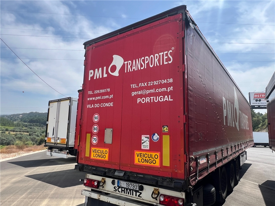 SCHMITZ CARGOBULL SCB-S3T TETO ELEVAR - Tentinė puspriekabė: foto 4 SCHMITZ CARGOBULL SCB-S3T TETO ELEVAR - Tentinė puspriekabė: foto 4