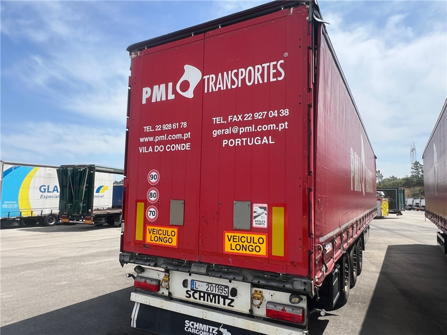 SCHMITZ CARGOBULL SCB-S3T TETO ELEVAR - Tentinė puspriekabė: foto 4 SCHMITZ CARGOBULL SCB-S3T TETO ELEVAR - Tentinė puspriekabė: foto 4