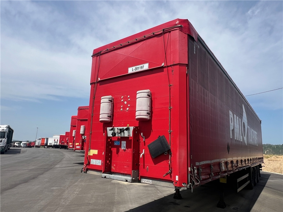 SCHMITZ CARGOBULL SCB-S3T TETO ELEVAR - Tentinė puspriekabė: foto 1 SCHMITZ CARGOBULL SCB-S3T TETO ELEVAR - Tentinė puspriekabė: foto 1