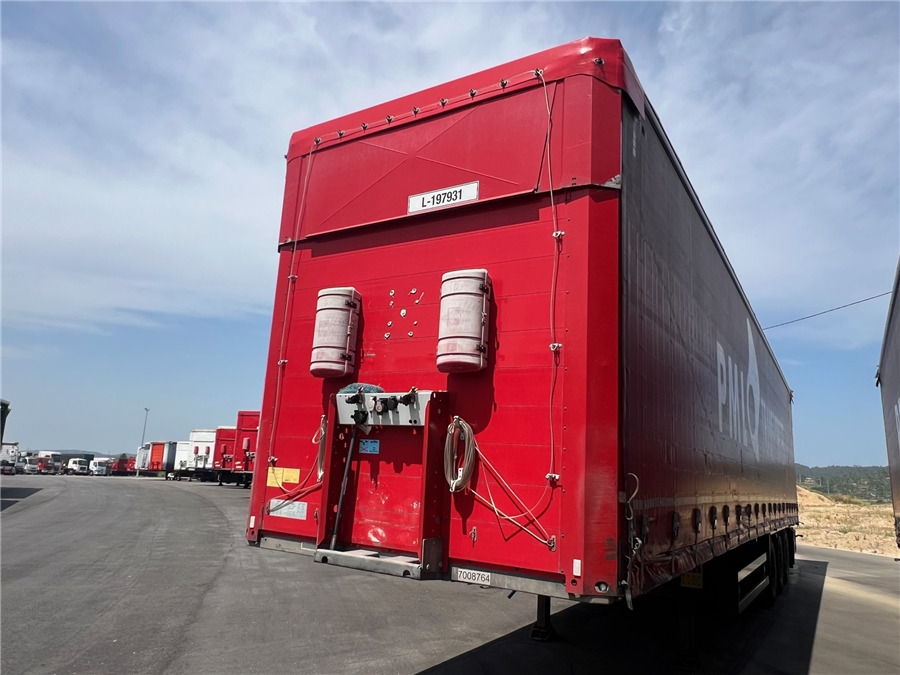 SCHMITZ CARGOBULL SCB-S3T TETO ELEVAR - Tentinė puspriekabė: foto 1 SCHMITZ CARGOBULL SCB-S3T TETO ELEVAR - Tentinė puspriekabė: foto 1