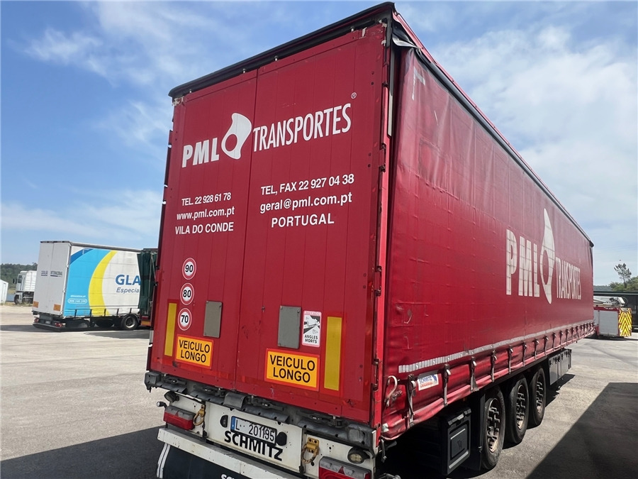 SCHMITZ CARGOBULL SCB-S3T TETO ELEVAR - Tentinė puspriekabė: foto 5 SCHMITZ CARGOBULL SCB-S3T TETO ELEVAR - Tentinė puspriekabė: foto 5