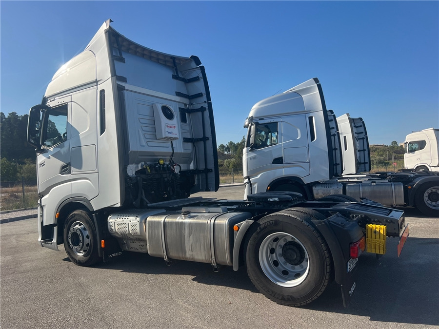 Iveco S-WAY 500 - Vilkikas: foto 4 Iveco S-WAY 500 - Vilkikas: foto 4