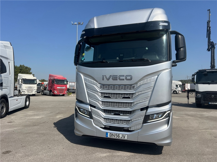 Iveco S-WAY 500 - Vilkikas: foto 2 Iveco S-WAY 500 - Vilkikas: foto 2