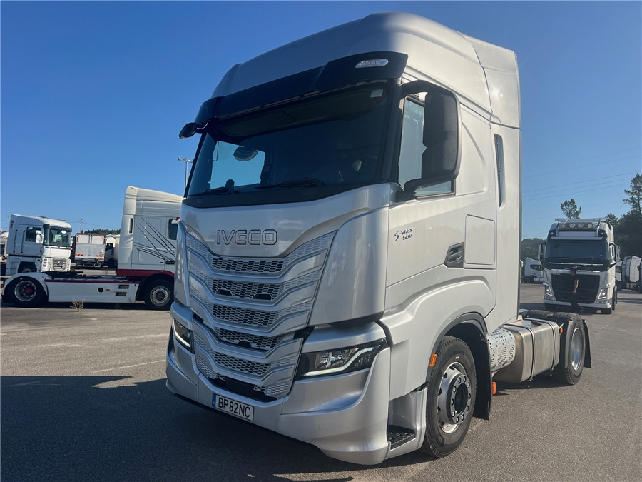 Iveco S-WAY 500 - Vilkikas: foto 2 Iveco S-WAY 500 - Vilkikas: foto 2