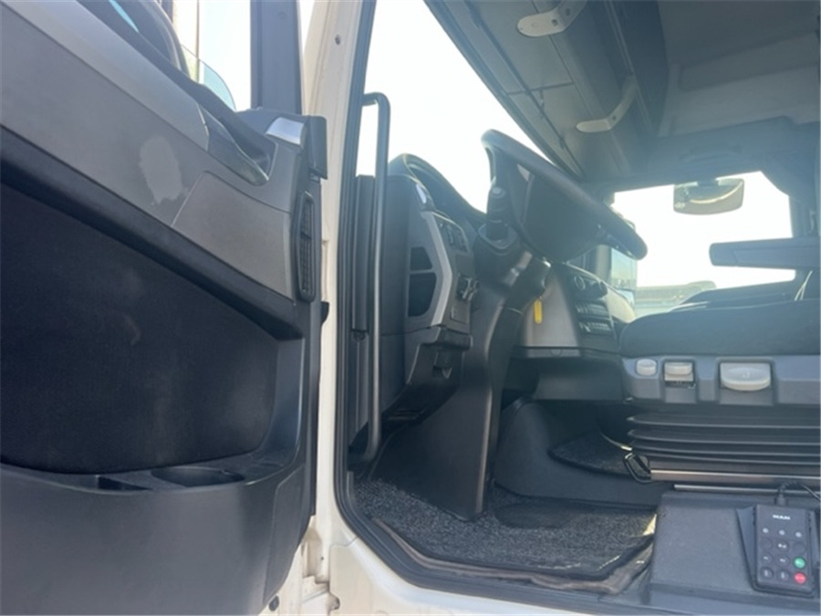 MAN TGX 18.480/RETARDER/ - Vilkikas: foto 5 MAN TGX 18.480/RETARDER/ - Vilkikas: foto 5