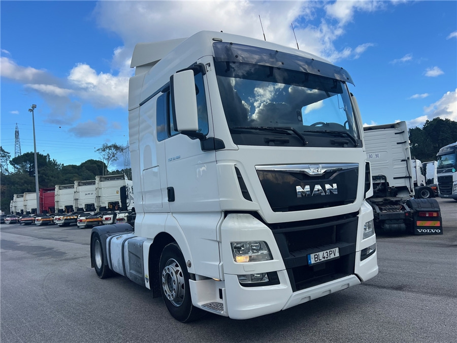 MAN TGX 18.480 / RETARDER - Vilkikas: foto 3 MAN TGX 18.480 / RETARDER - Vilkikas: foto 3