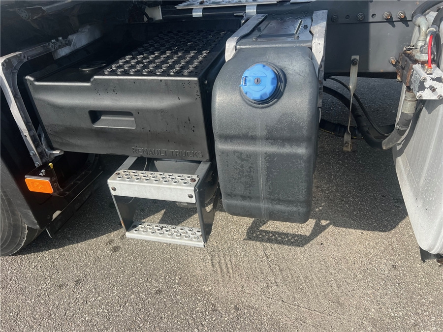 Renault C 460 lizingą Renault C 460: foto 10 Renault C 460 lizingą Renault C 460: foto 10