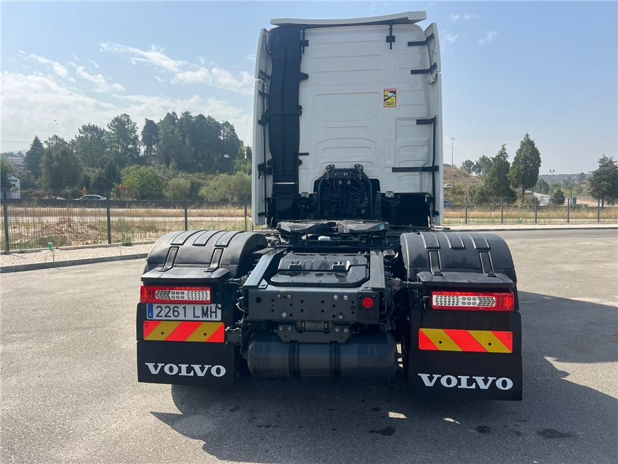 Volvo FH500 / RETARDER / IPARKCOOL - Vilkikas: foto 5 Volvo FH500 / RETARDER / IPARKCOOL - Vilkikas: foto 5