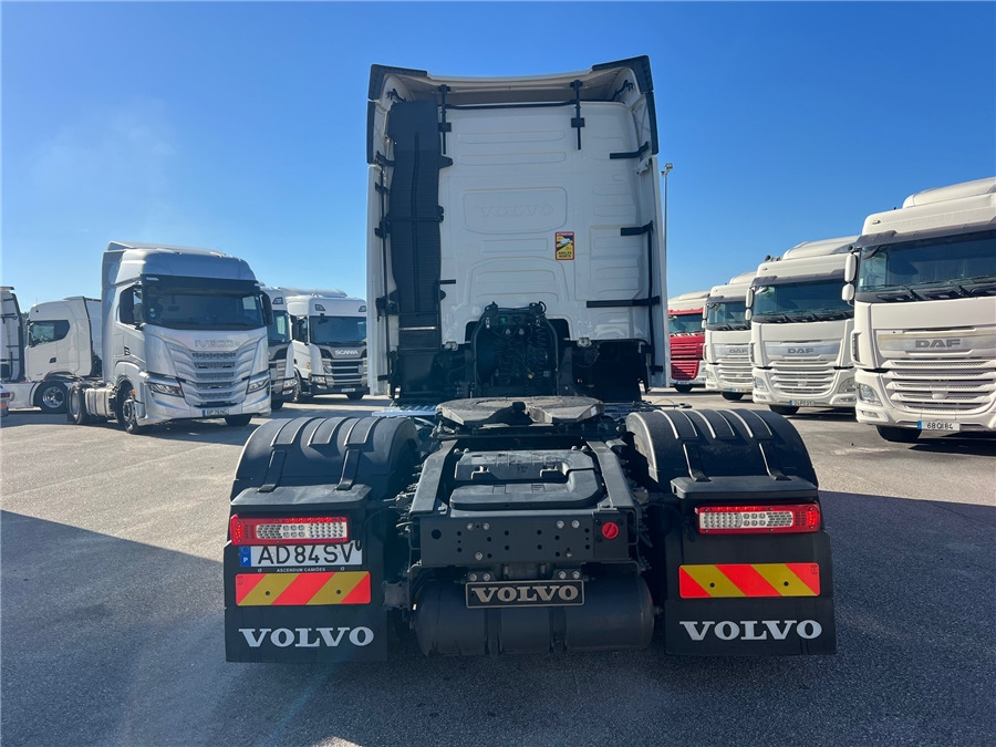 Volvo FH500 / RETARDER / IPARKCOOL - Vilkikas: foto 5 Volvo FH500 / RETARDER / IPARKCOOL - Vilkikas: foto 5