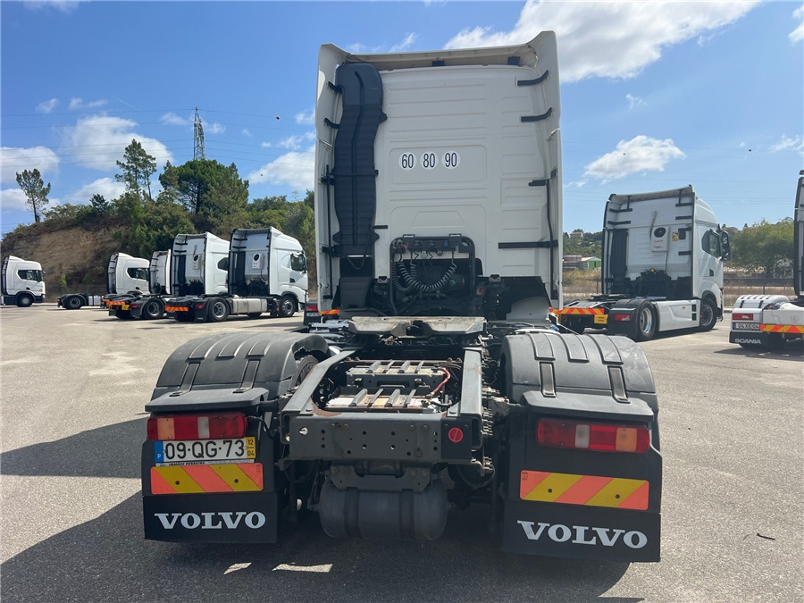 Volvo FH500 / RETARDER - Vilkikas: foto 5 Volvo FH500 / RETARDER - Vilkikas: foto 5