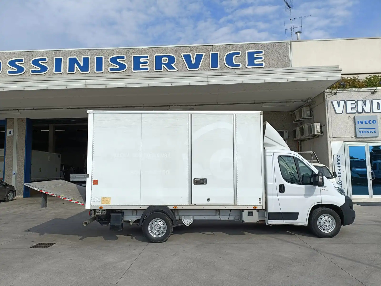 FIAT DUCATO MAXI - Furgonas su krovinių dėže: foto 5 FIAT DUCATO MAXI - Furgonas su krovinių dėže: foto 5