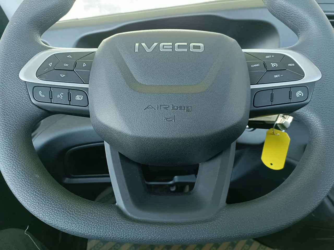 IVECO DAILY 35C16 NUOVO 3.0 cc MOD: 2025 RIBALTABILE lizingą IVECO DAILY 35C16 NUOVO 3.0 cc MOD: 2025 RIBALTABILE: foto 10