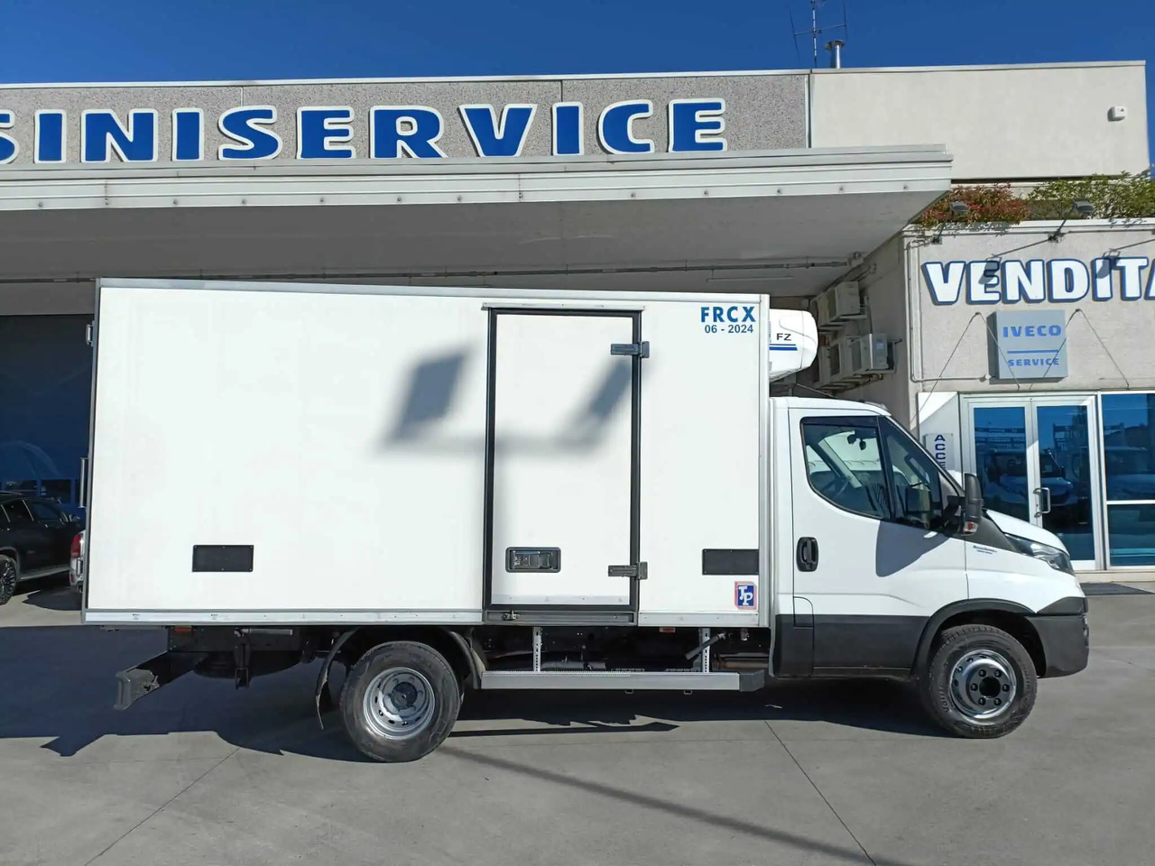IVECO DAILY 60C18 FRCX ATP 06/2024 - Refrižeratorius sunkvežimis: foto 5 IVECO DAILY 60C18 FRCX ATP 06/2024 - Refrižeratorius sunkvežimis: foto 5