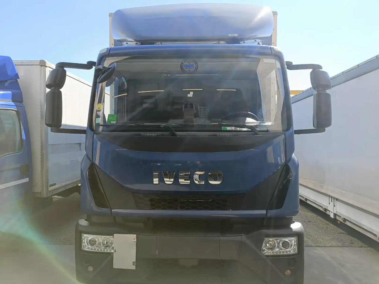 IVECO EUROCARGO 120E22 - Furgonas sunkvežimis: foto 3 IVECO EUROCARGO 120E22 - Furgonas sunkvežimis: foto 3