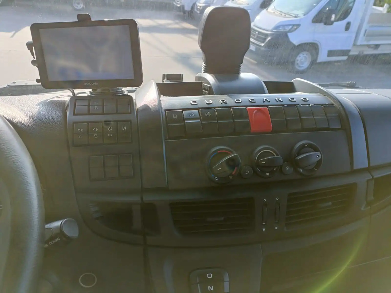 IVECO EUROCARGO 140E28P - Važiuoklės sunkvežimis: foto 3 IVECO EUROCARGO 140E28P - Važiuoklės sunkvežimis: foto 3