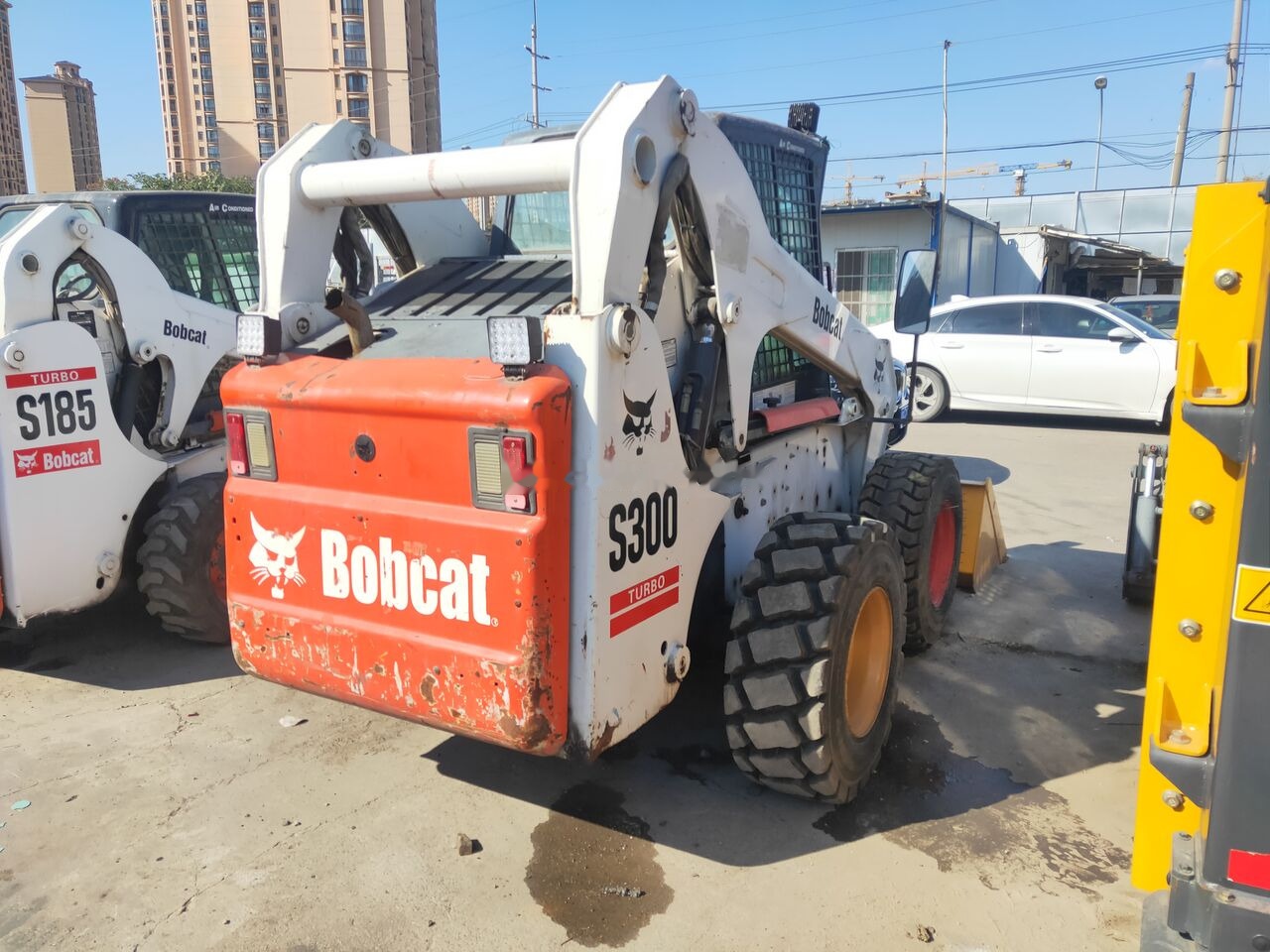 Bobcat S300 - Mini krautuvas: foto 4 Bobcat S300 - Mini krautuvas: foto 4