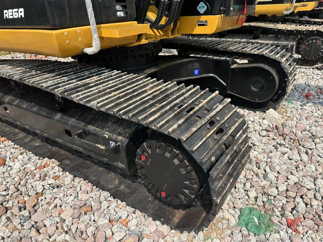 Caterpillar CAT 320D - Vikšrinis ekskavatorius: foto 4 Caterpillar CAT 320D - Vikšrinis ekskavatorius: foto 4