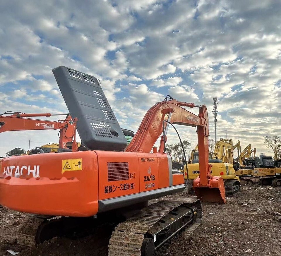 Hitachi ZX240 - Vikšrinis ekskavatorius: foto 2 Hitachi ZX240 - Vikšrinis ekskavatorius: foto 2