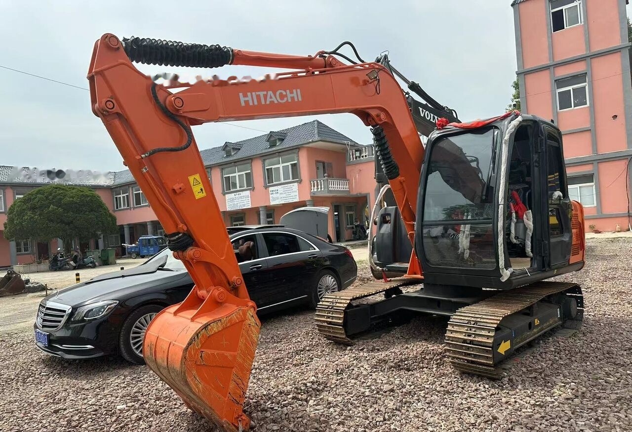 Hitachi ZX70 - Mini ekskavatorius: foto 4 Hitachi ZX70 - Mini ekskavatorius: foto 4