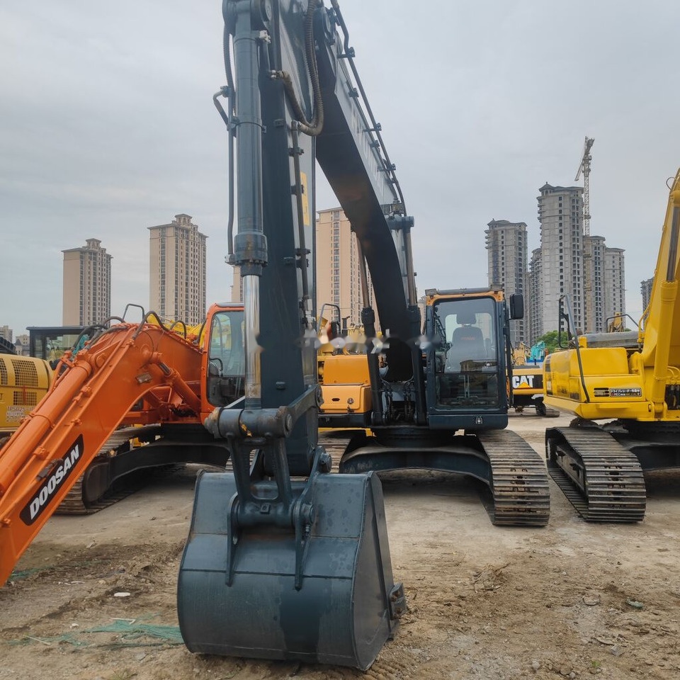 Hyundai R225-9T - Vikšrinis ekskavatorius: foto 5 Hyundai R225-9T - Vikšrinis ekskavatorius: foto 5