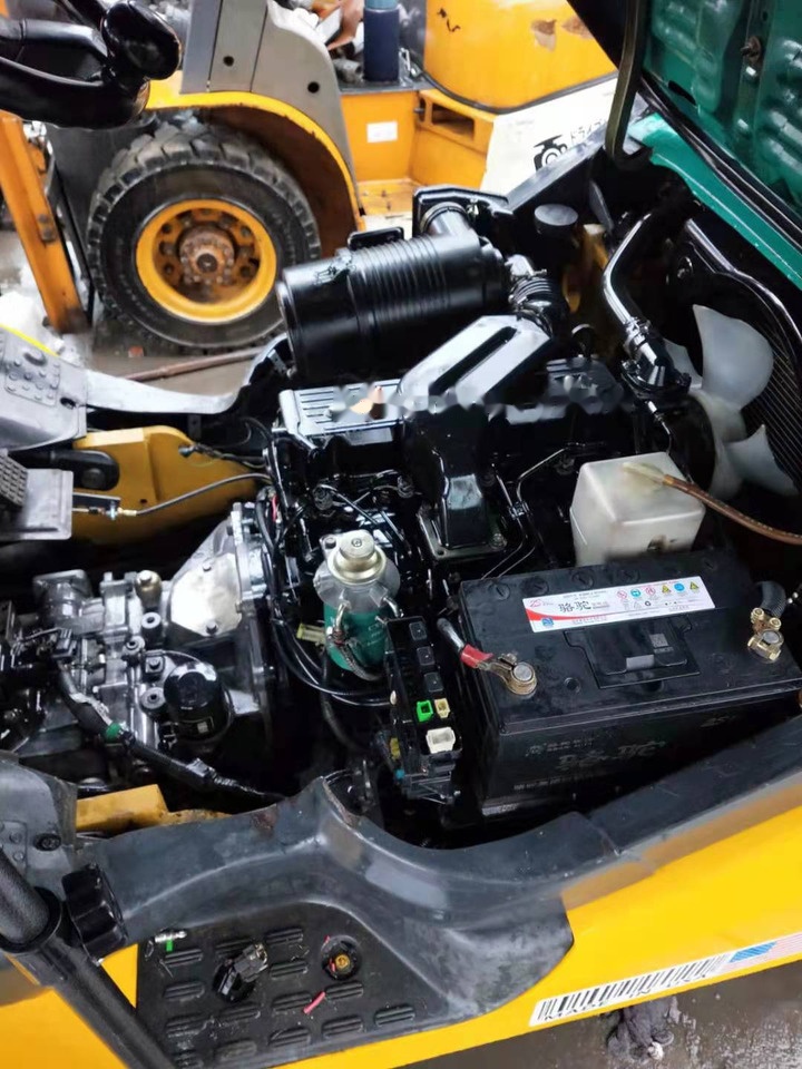 Komatsu FD30 - Dyzelinis krautuvas: foto 4 Komatsu FD30 - Dyzelinis krautuvas: foto 4