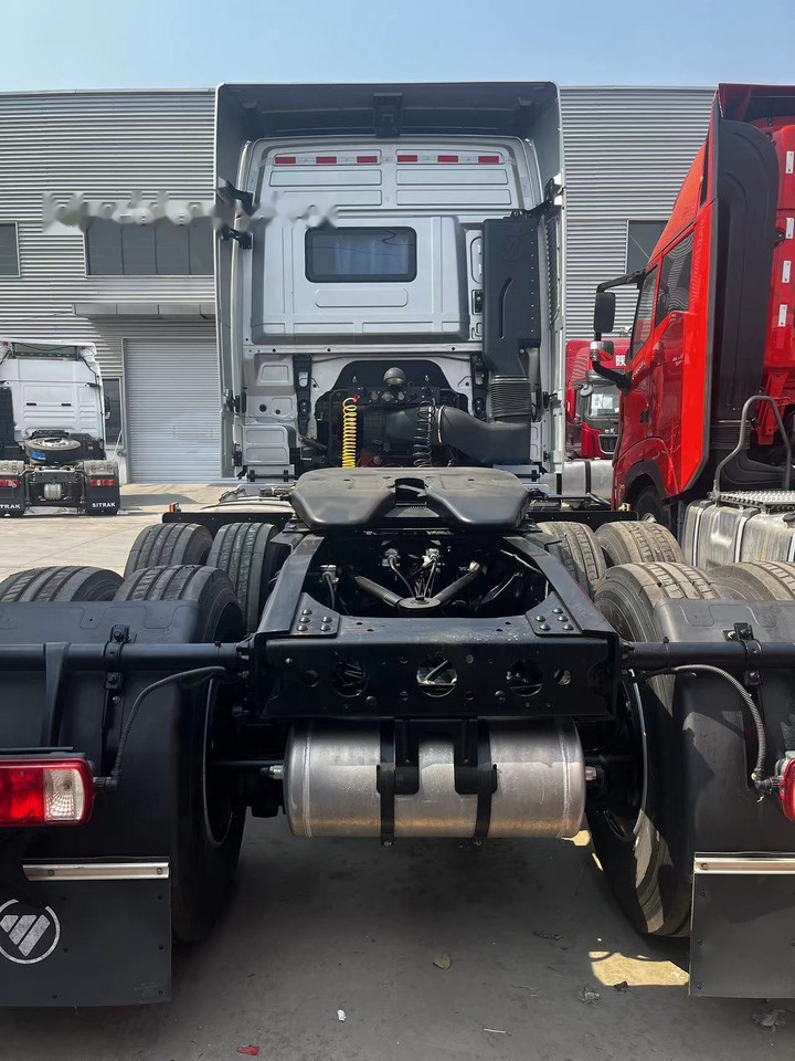 Foton Auman EST A510 - Vilkikas: foto 2 Foton Auman EST A510 - Vilkikas: foto 2